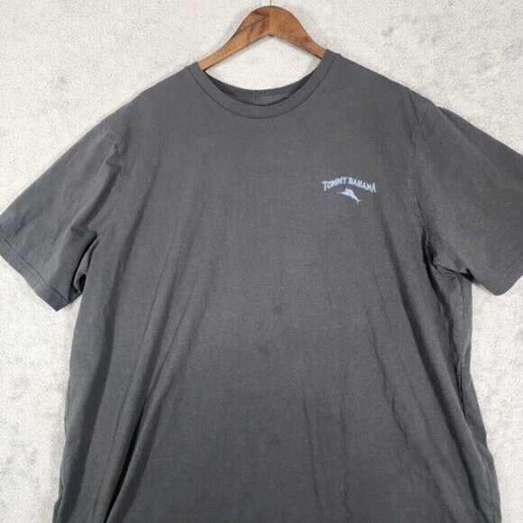 Tommy Bahama Relaxed XXL Nice Leg Wine bottle Graphic T-Shirt Gray - Picture 4 of 6